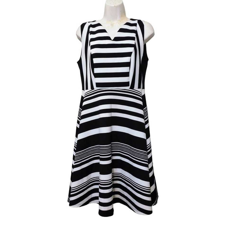 Other Torrid Dress Size 0 L 12 Black White Horizo… - image 1