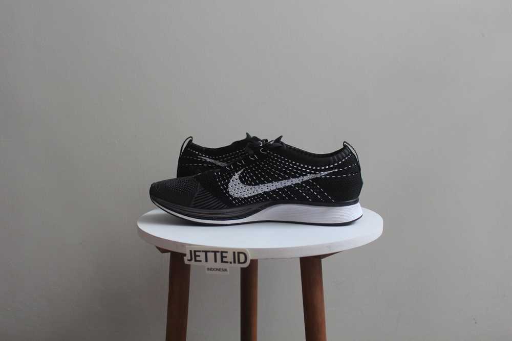 Nike Nike Flyknit Racer Dark Grey - image 6