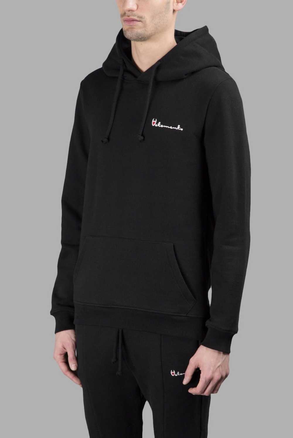 Vetements RARE Vetements Script Hoodie - image 12