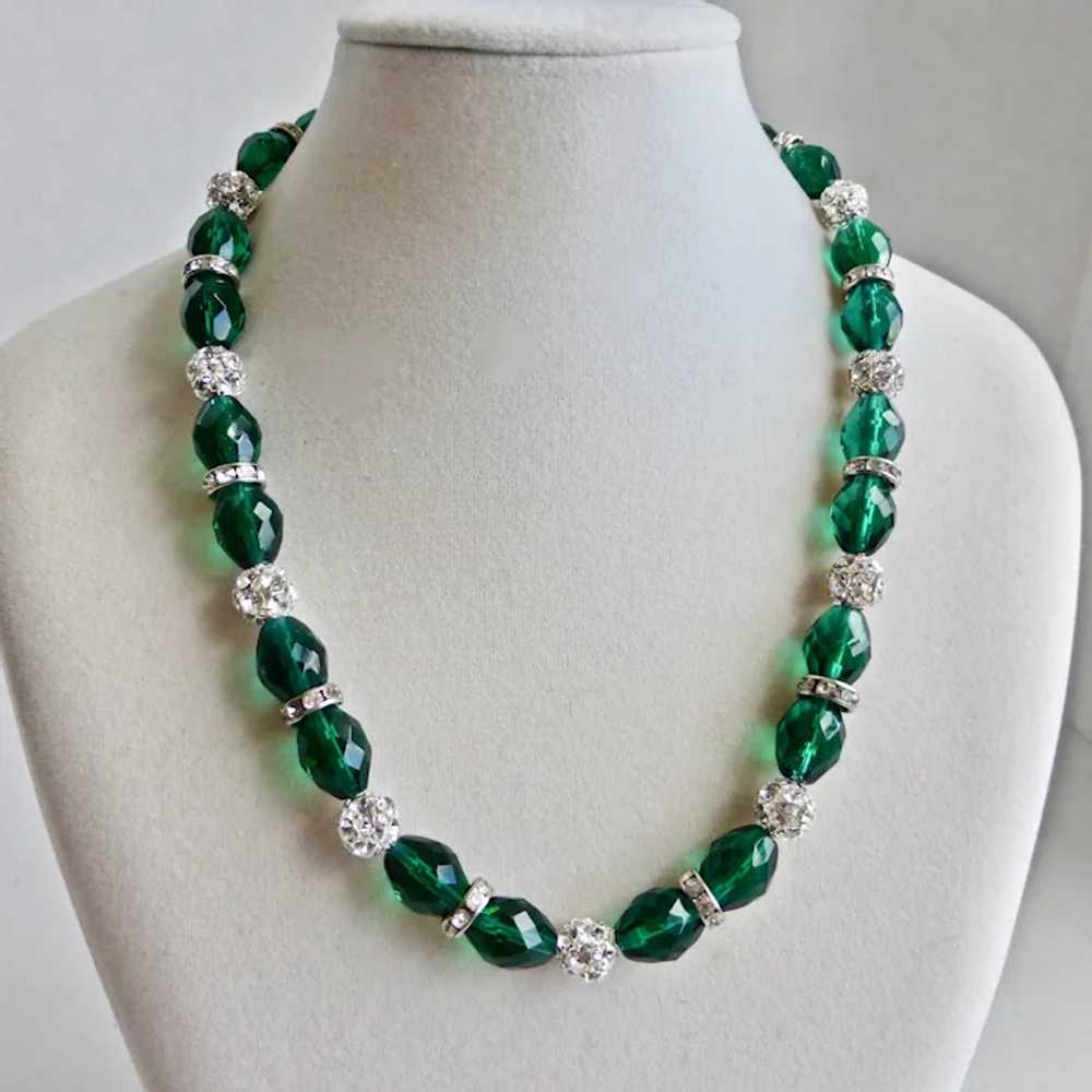 Necklace of Emerald Green Faceted Glass and Cryst… - image 6