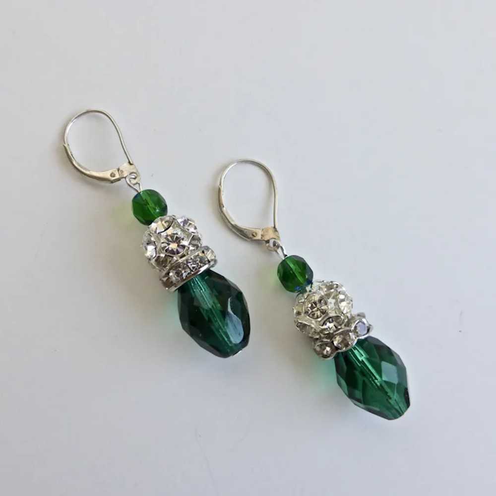 Necklace of Emerald Green Faceted Glass and Cryst… - image 7