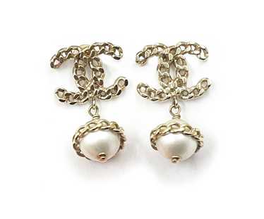 CHANEL, Jewelry, Chanel Chanel Pearl Coco Stone Earrings Gold Cc Strass  C22 Ladies