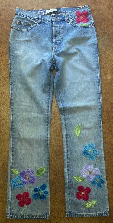Gap × Handmade × Vintage Gap sewn flowers denim