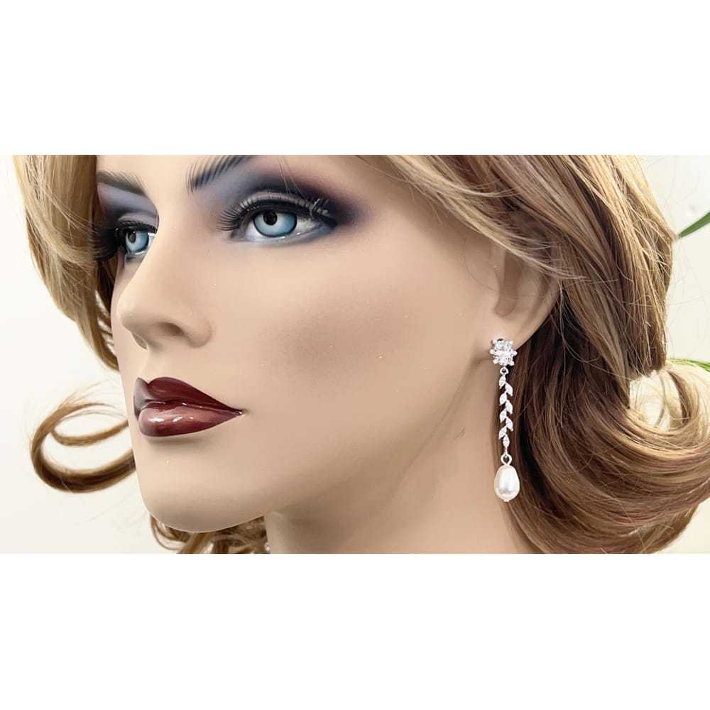 Swarovski Pearl earrings - image 5