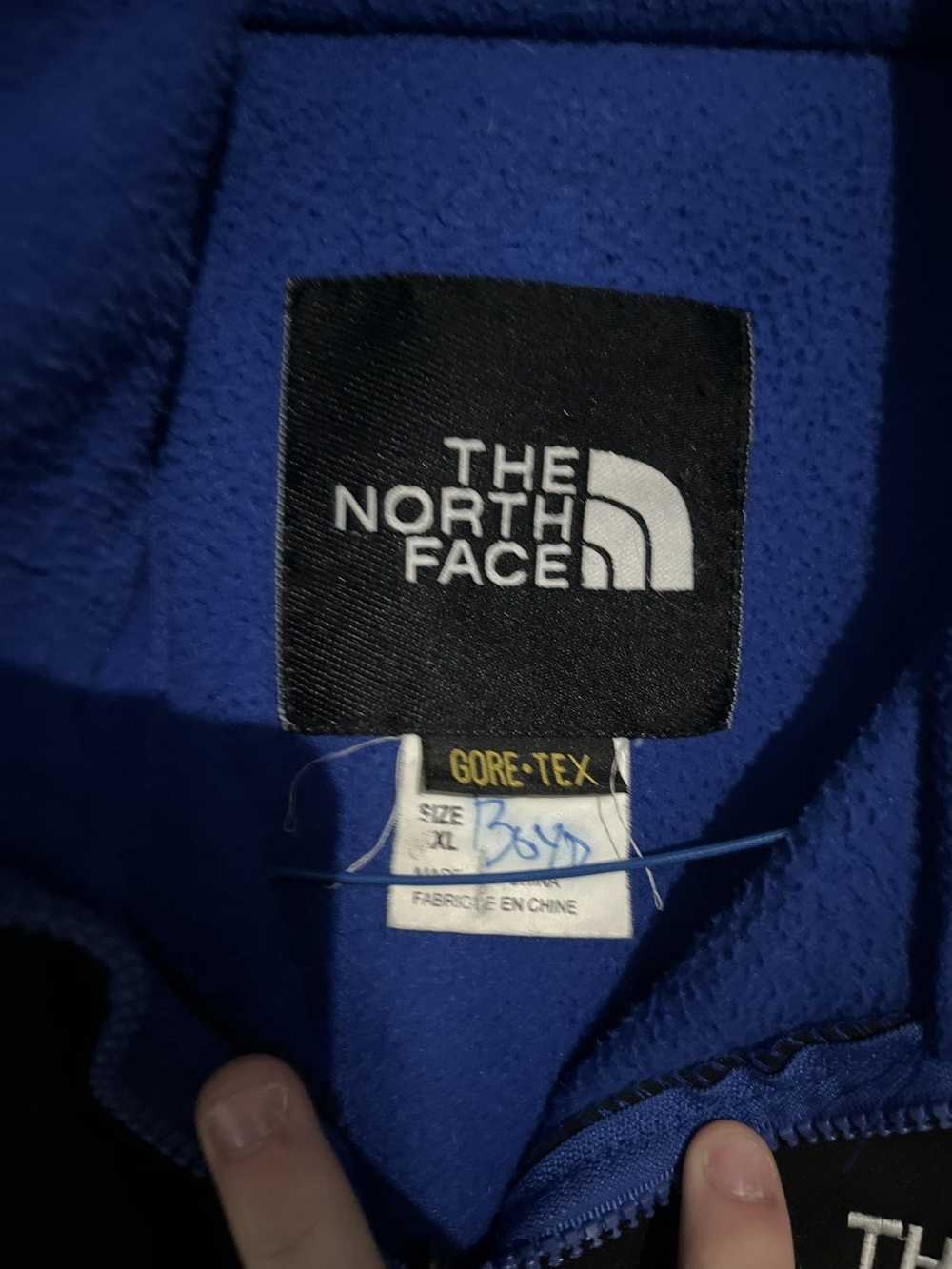 The North Face Vintage north face x gore Tex jack… - image 3