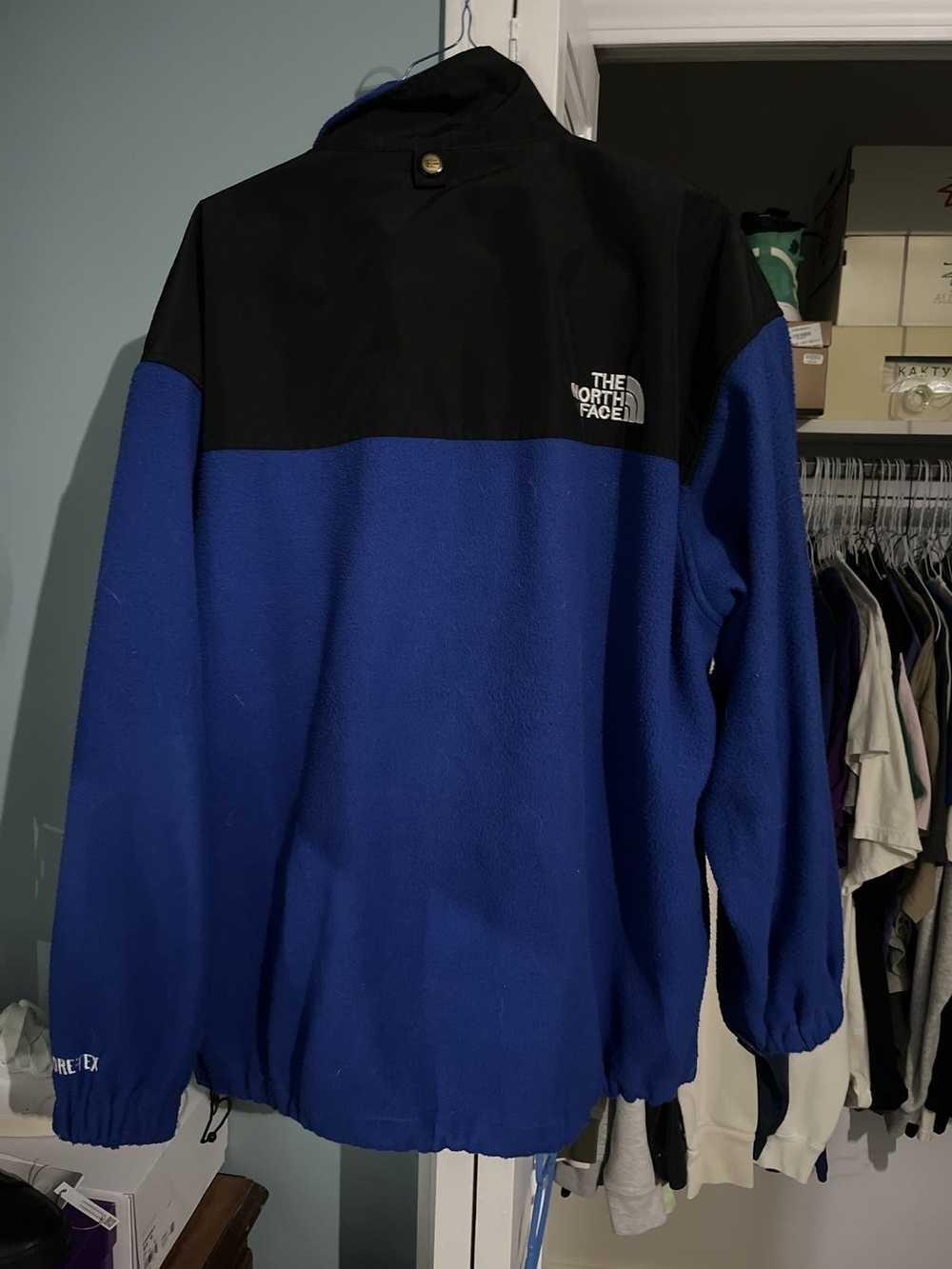 The North Face Vintage north face x gore Tex jack… - image 4