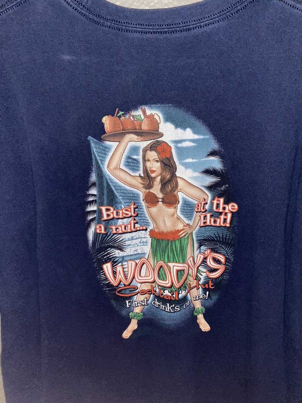 Vintage Woodys cocktail hut tee - image 3