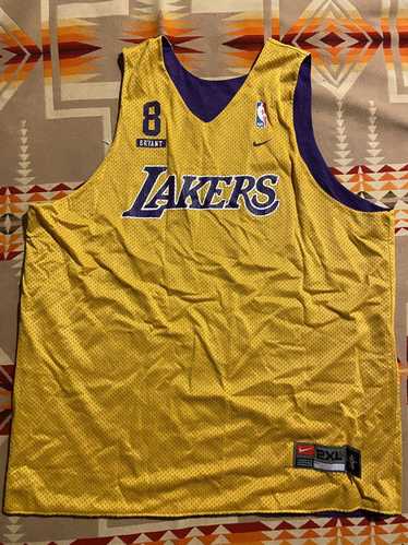 Vintage 2000s Los Angeles Lakers Kobe Bryant Jersey