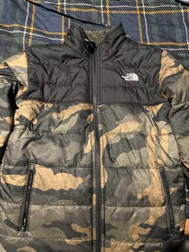 The North Face DEADSTOCK North Face {Puffer} {Reve