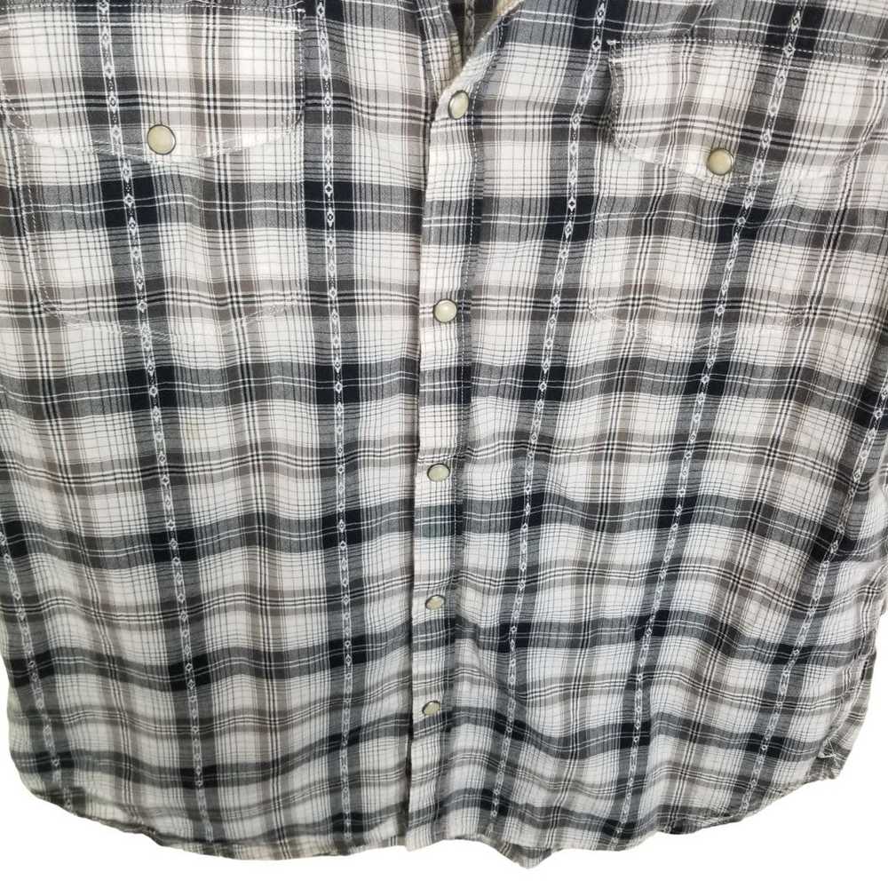 Lucky Brand Lucky Brand L Plaid Snap Front Short … - image 3