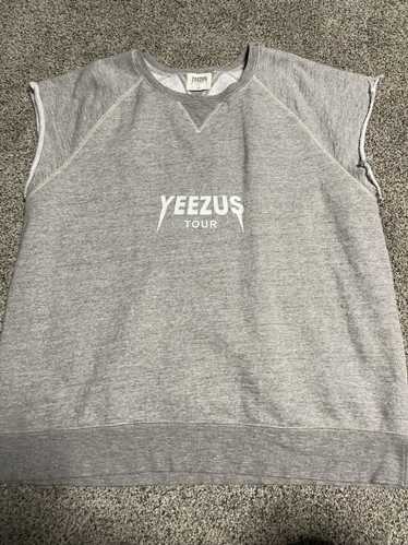 Streetwear Yeezus Tour cut off