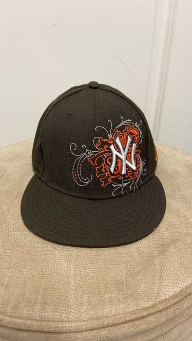 New York Yankees Cape — WB Barber Supply