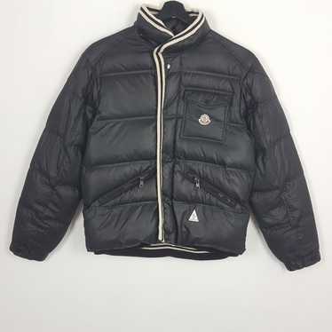 Moncler italian discount brand