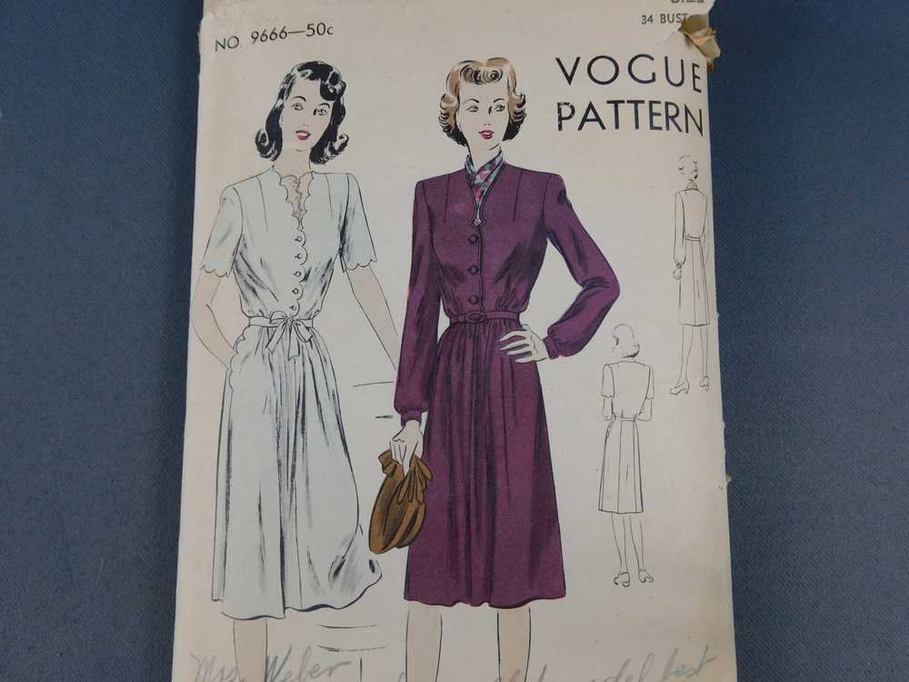 Vintage 1940s Dress Pattern Vogue 9666, 34 bust - image 3