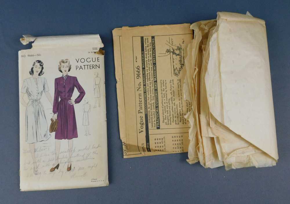 Vintage 1940s Dress Pattern Vogue 9666, 34 bust - image 4