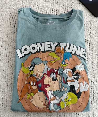 Looney Tunes Cincinnati Bengals cartoon character football shirt, hoodie,  sweater, long sleeve and tank top