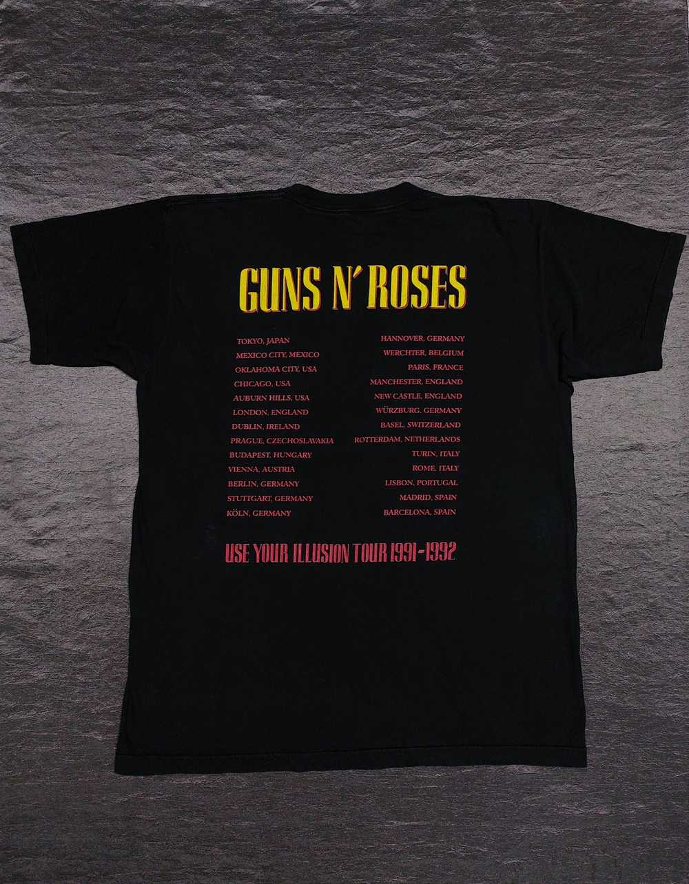 Guns N Roses × Japanese Brand × Tour Tee Vintage … - image 3