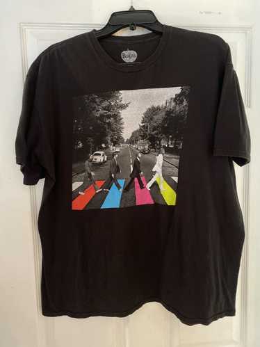 Apple The Beatles Abbey Rd., Authentic T-shirt - image 1