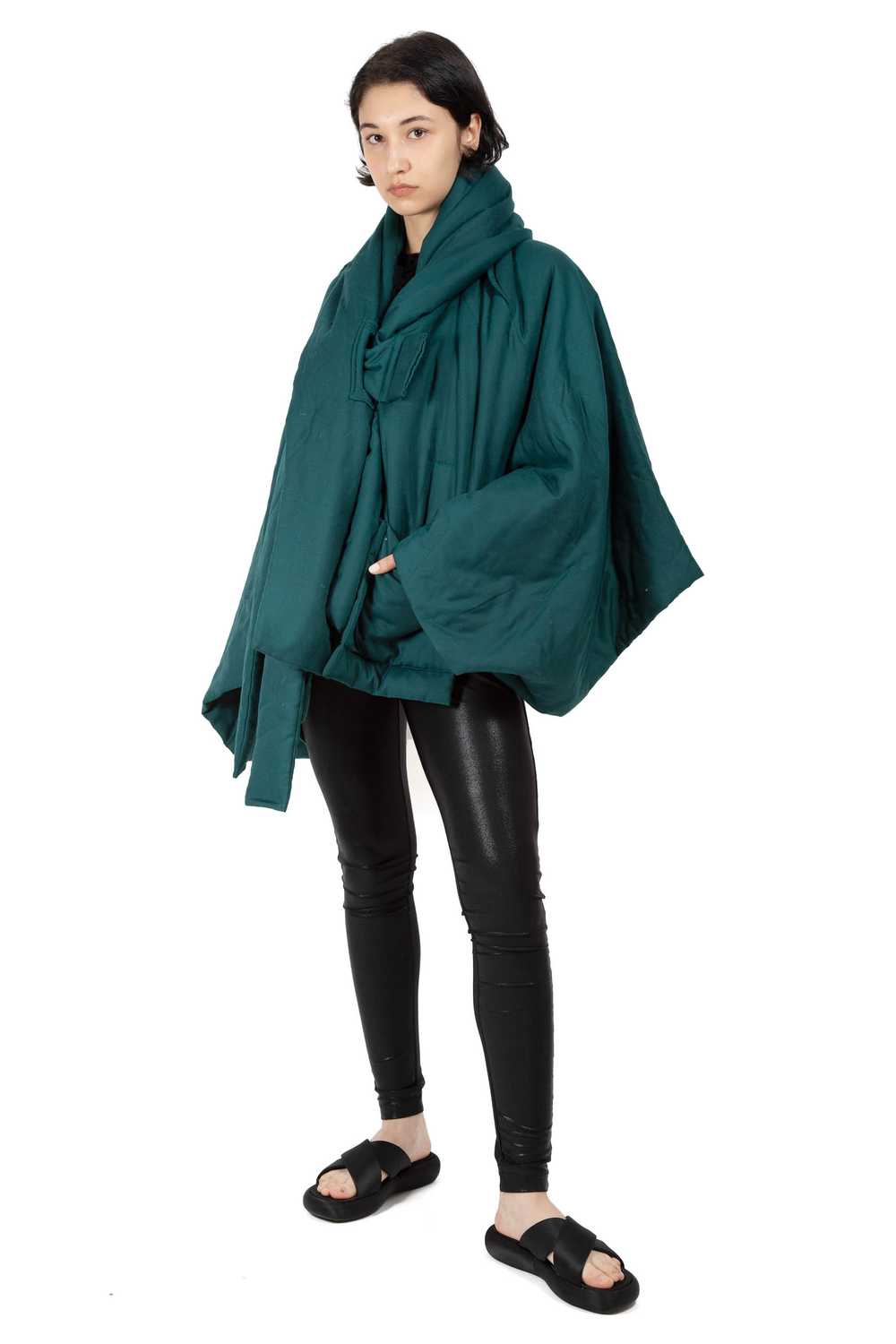 ISSEY MIYAKE Padded kimono cape - image 3