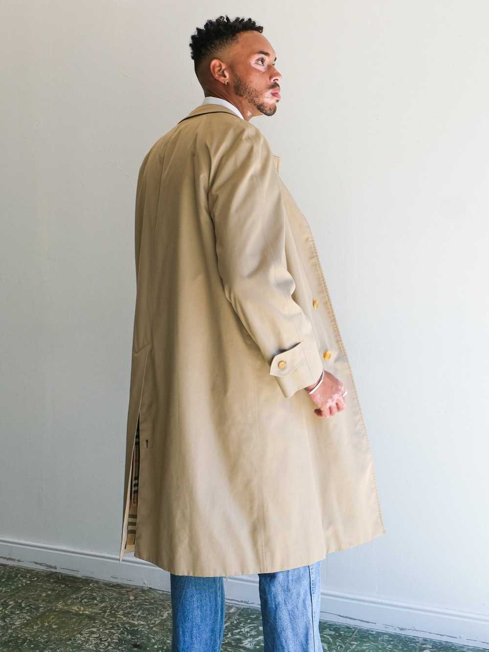 Vintage Burberry Car Coat with Removable Lining - image 10