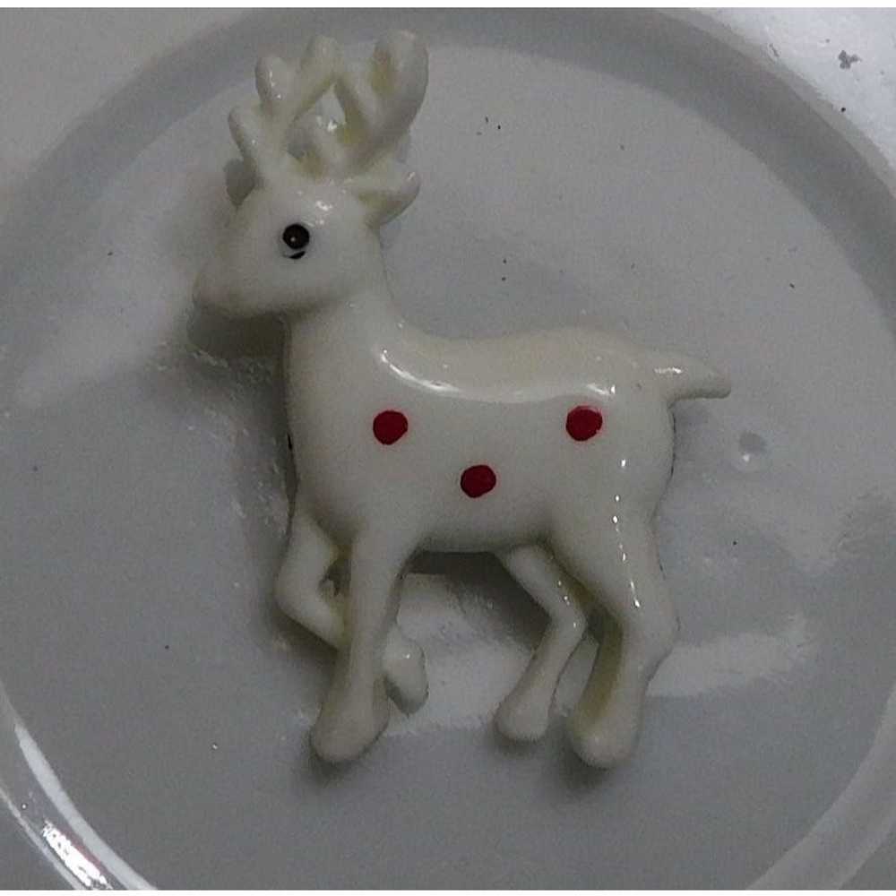 Other Vintage White Reindeer Brooch - image 4