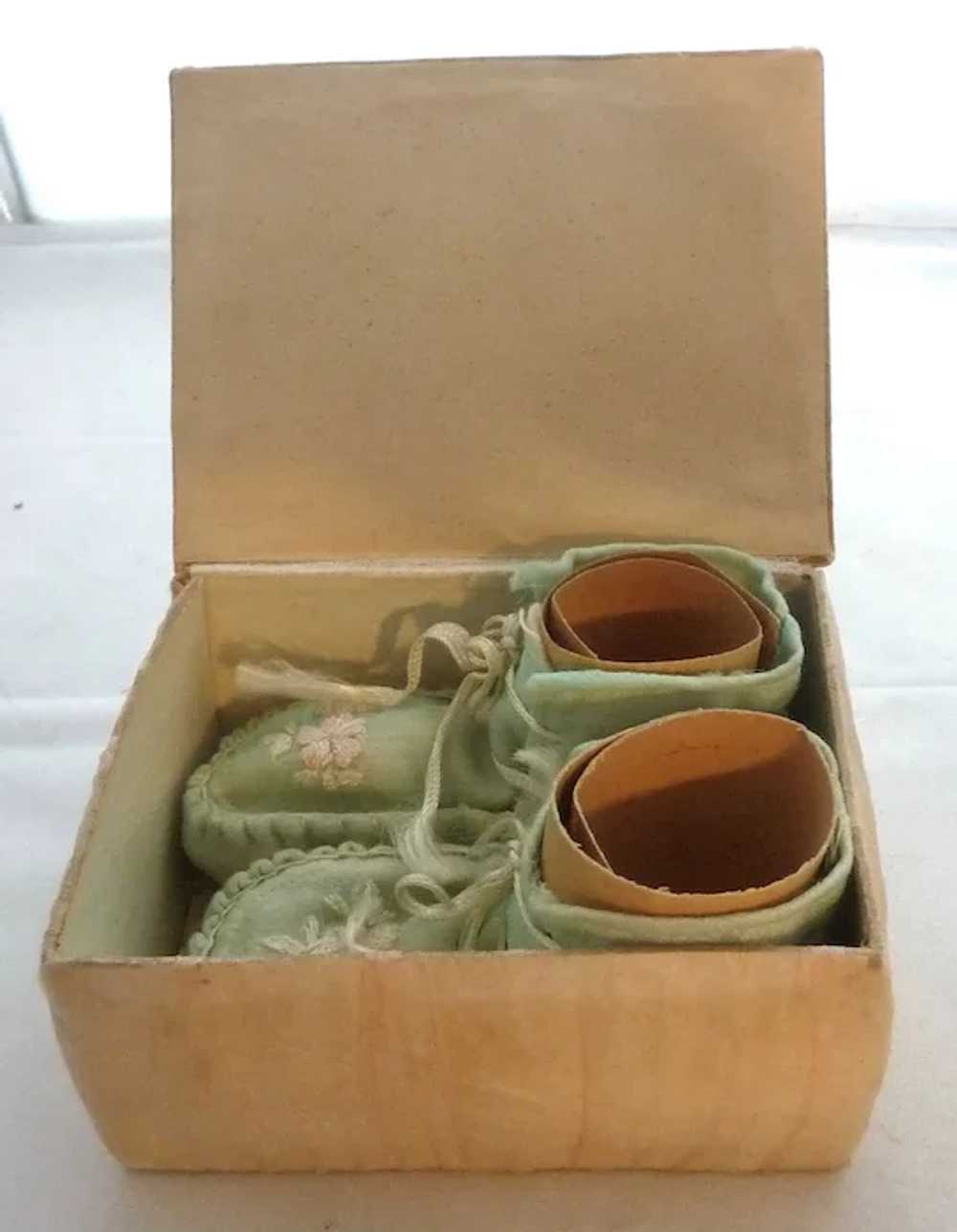 Vintage Silk Floral Box with Boy's or Doll’s Blue… - image 5