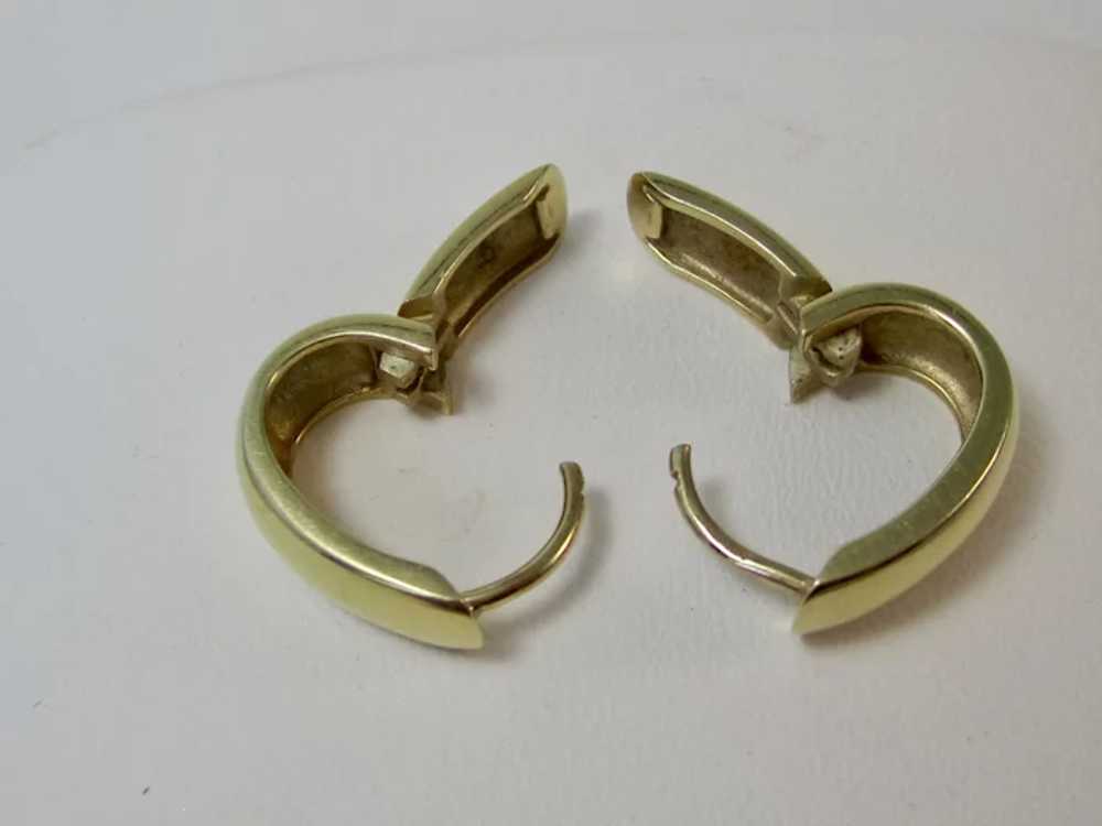 Vintage Estate Huggie Earrings 14K Gold - image 2