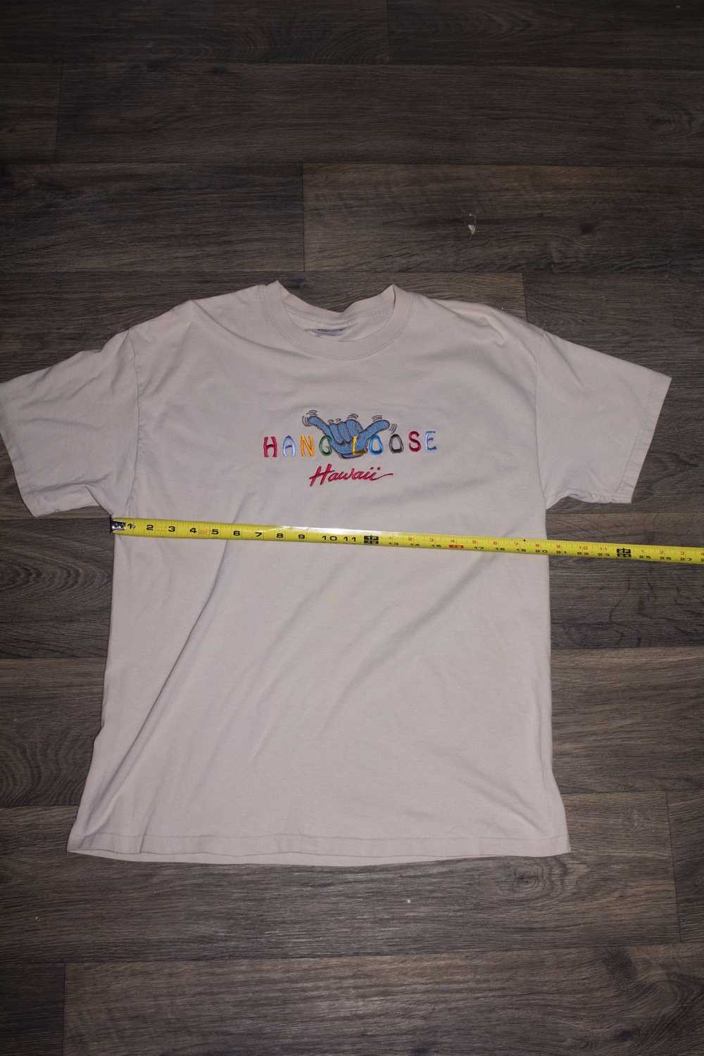 Vintage Y2K Hang Loose Hawaii Embroidered T-Shirt - image 5