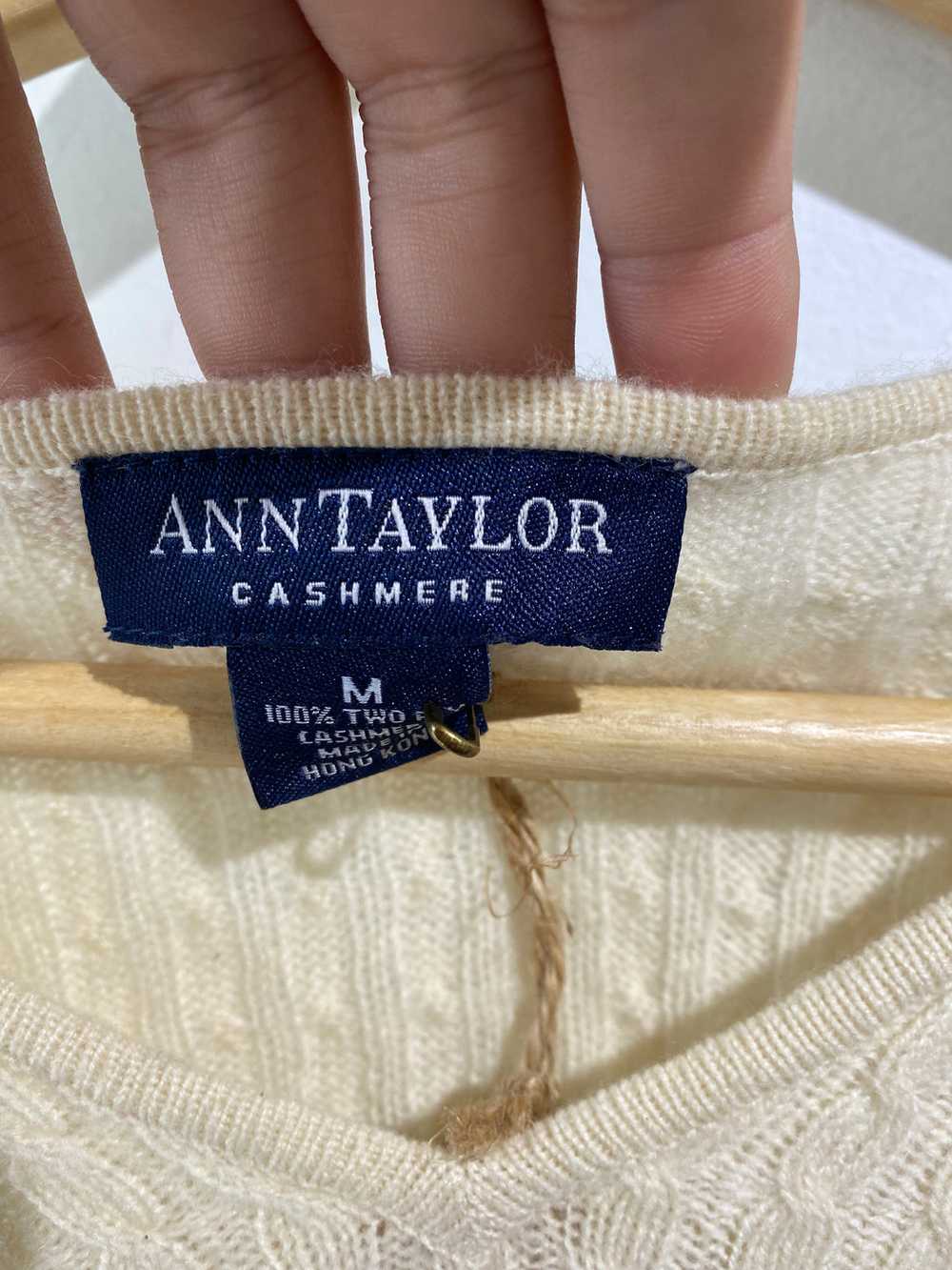 Ann Taylor White Cashmere Sweater - image 3