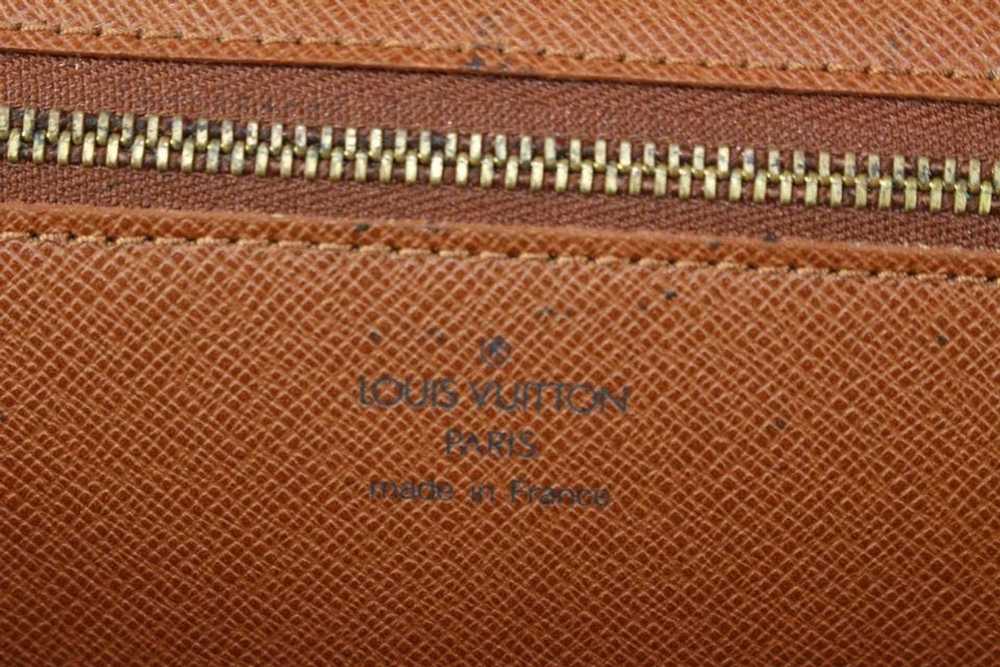 Louis Vuitton Louis Vuitton XL Monogram Folder Po… - image 5