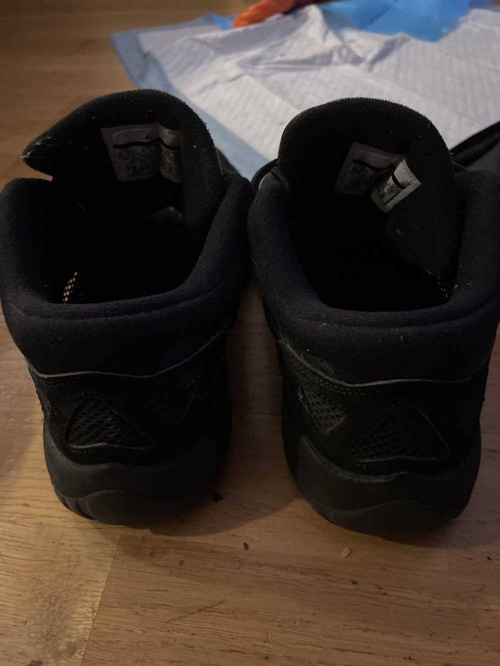 Jordan Brand Jordan 11 retro low “referee” - image 4