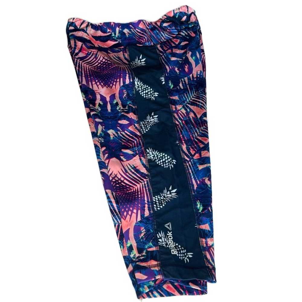 Reebok Reebok Tropical Print Workout Crop Legging… - image 1