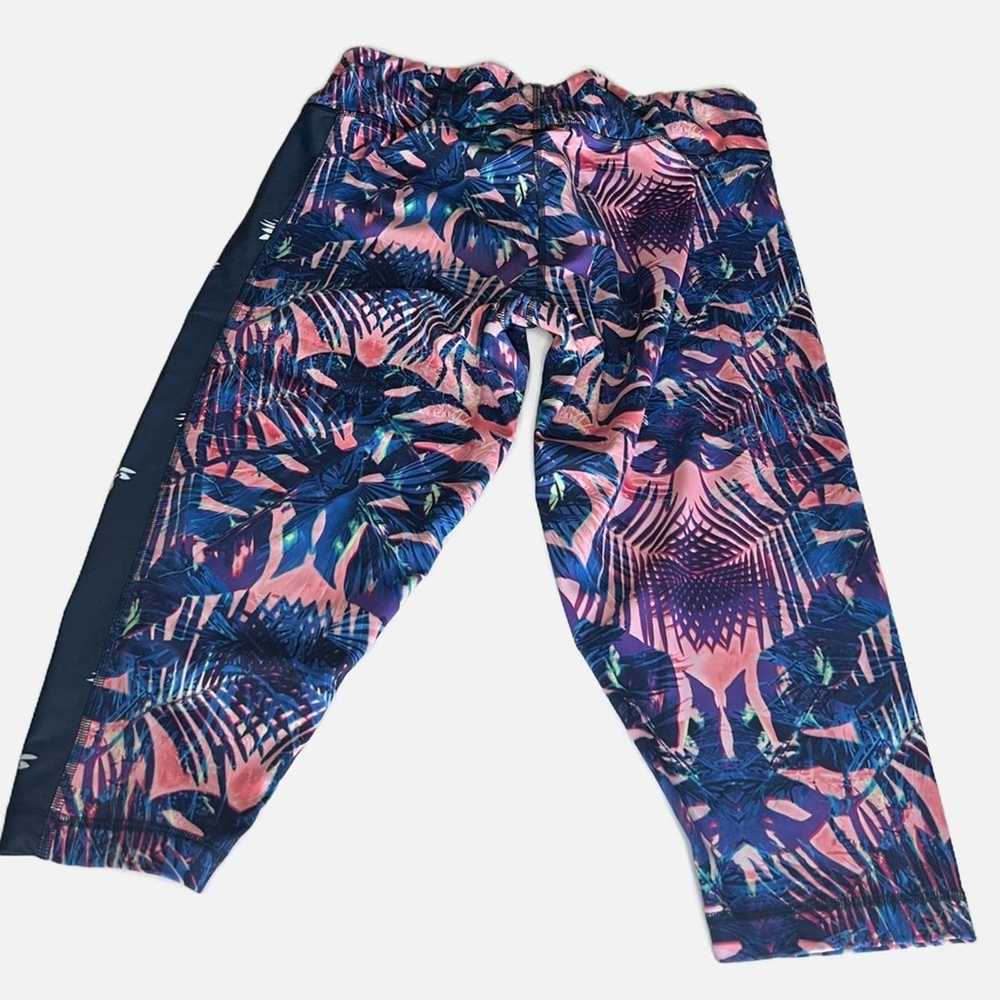 Reebok Reebok Tropical Print Workout Crop Legging… - image 2