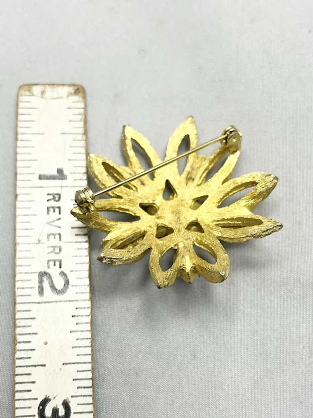 Vintage Gold Tone Flower Brooch Pin - image 3