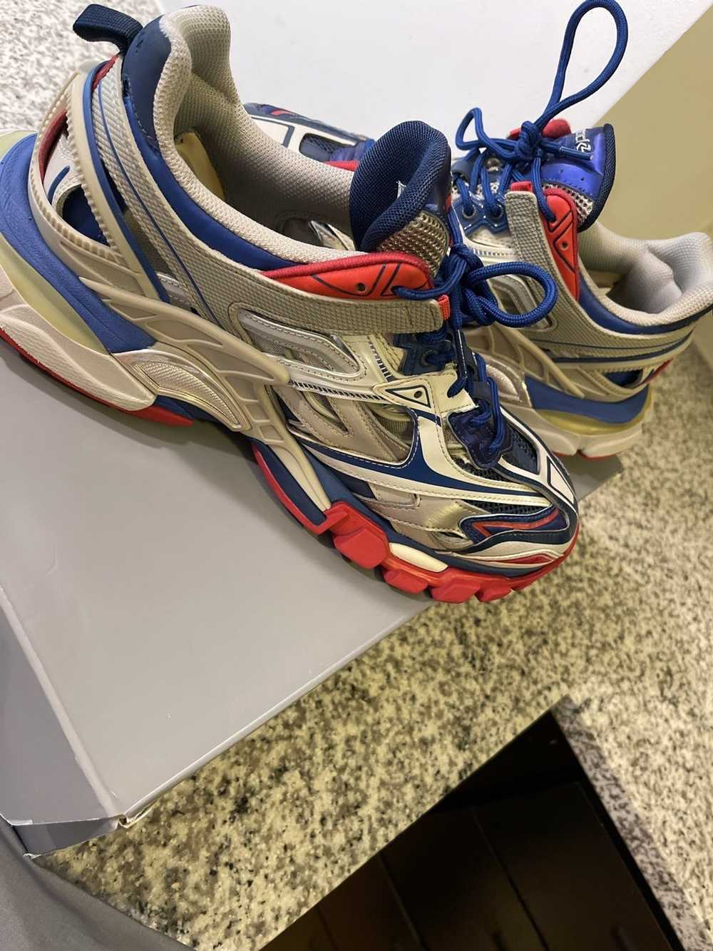 Balenciaga Balenciaga Track.2 BEIGE/BLUE/RED - image 4