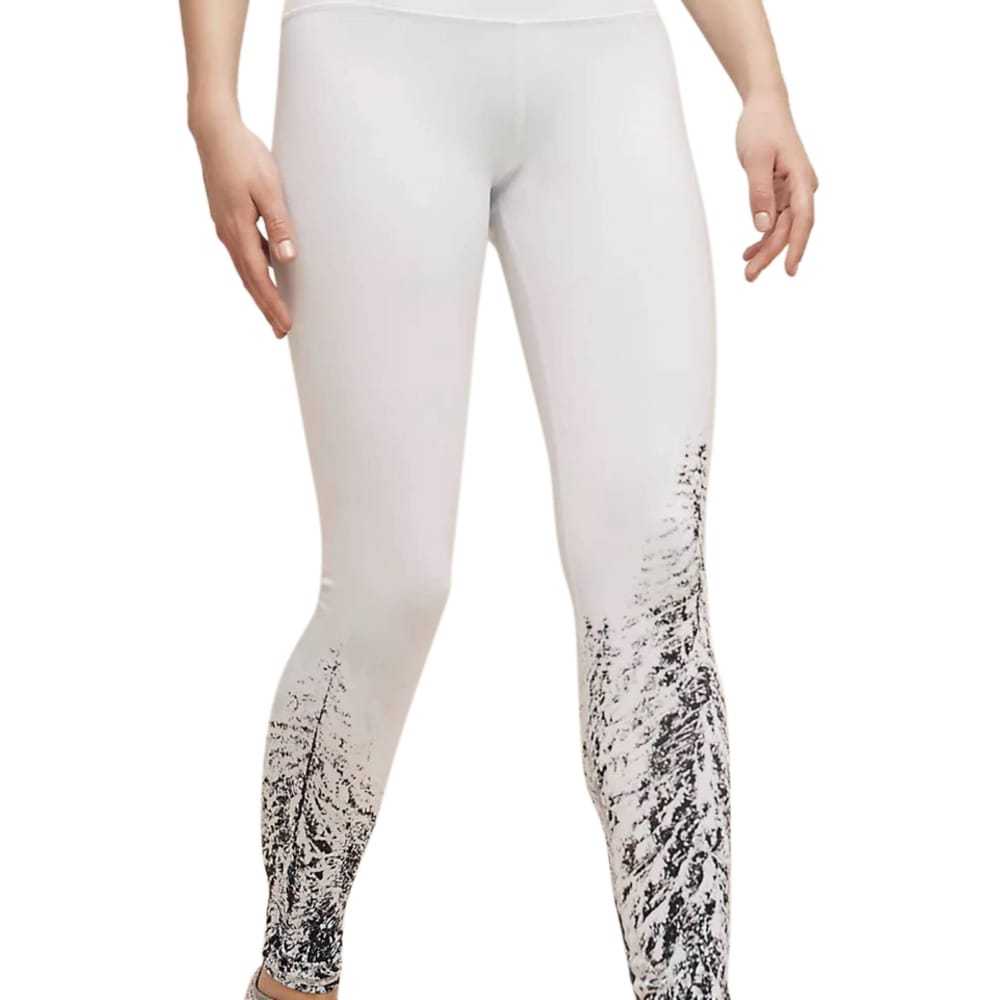 Alo Leggings - image 1