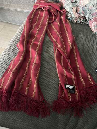 DKNY Beautiful vintage silk scarf