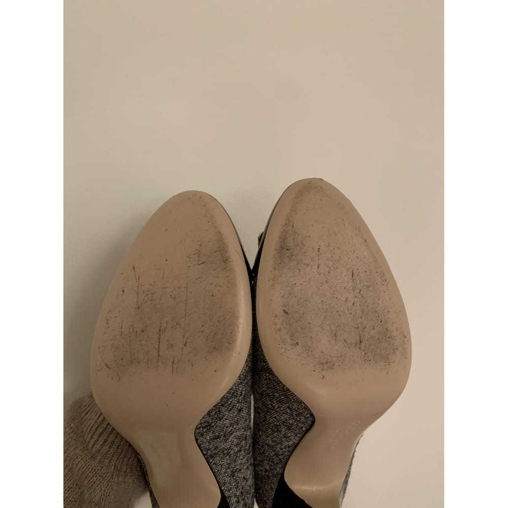 Salvatore Ferragamo Tweed heels - image 4