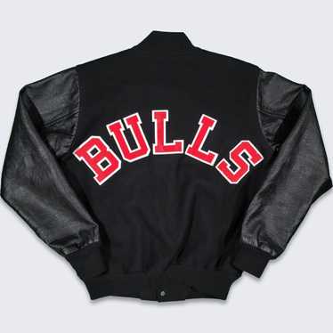 Chicago Bulls on X: These varsity jackets 🔥🔥🔥 Off-White™ c/o Chicago  Bulls x Just Don  / X