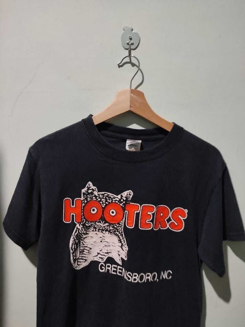 Vintage Vintage hooters Greensboro NC shirt size s - image 2