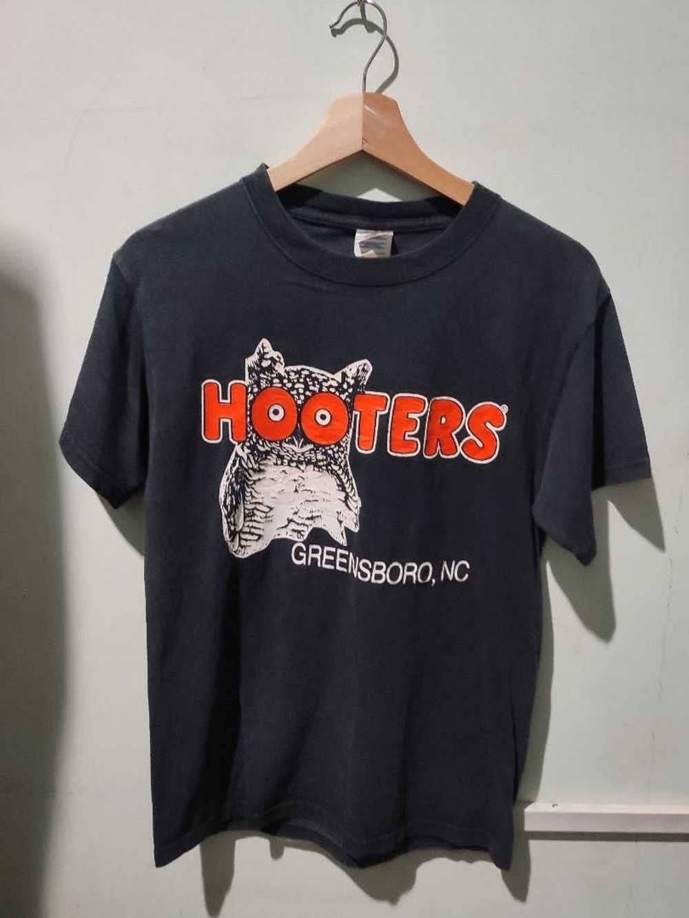 Vintage Vintage hooters Greensboro NC shirt size s - image 5