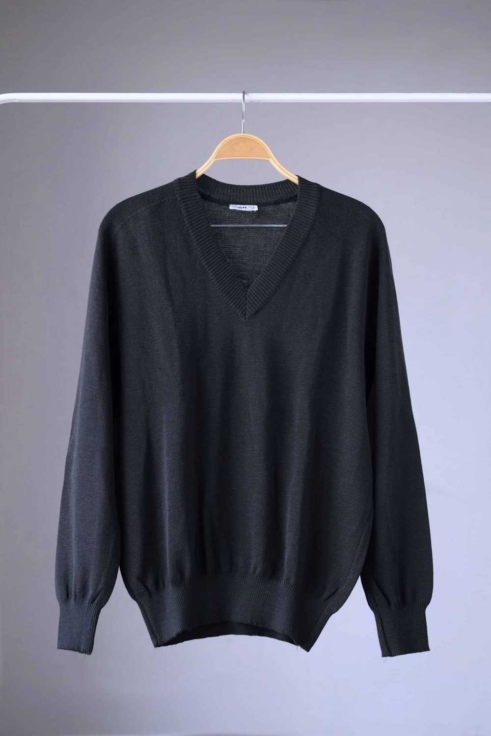 LÖFFLER 80's Solid Black V-Neck Sweater - image 1