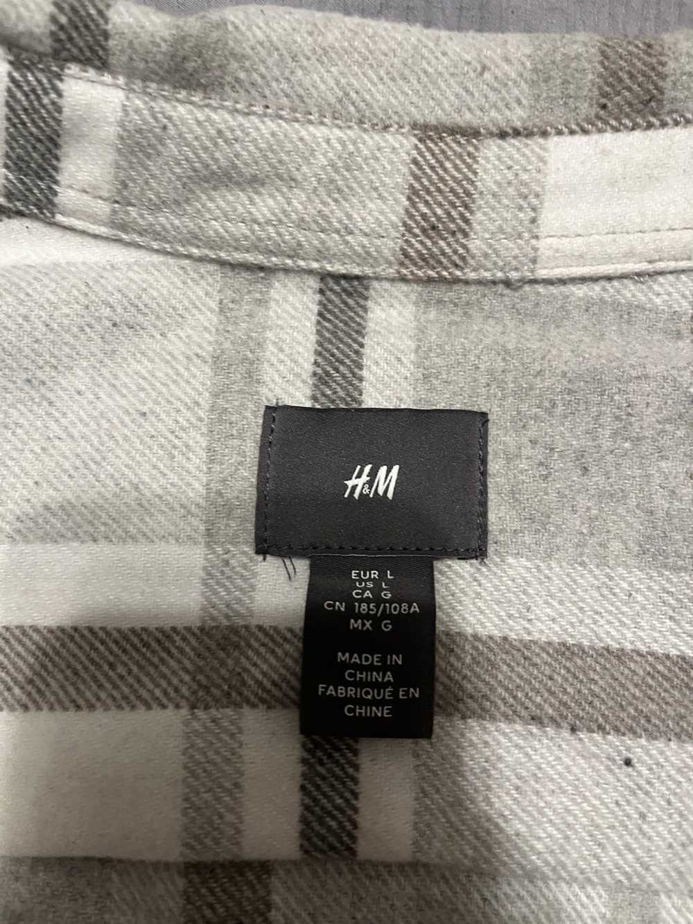 H&M H&M Flannel (White, Grey and tan) - image 2