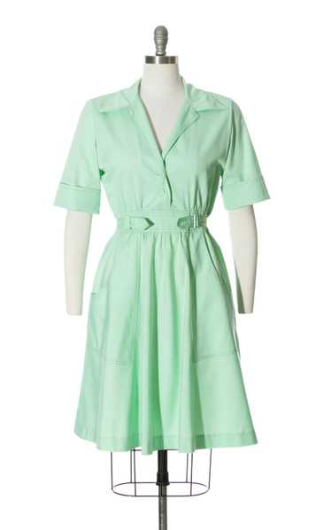 1970s Mint Green Buckled Waist Dress with Pockets 