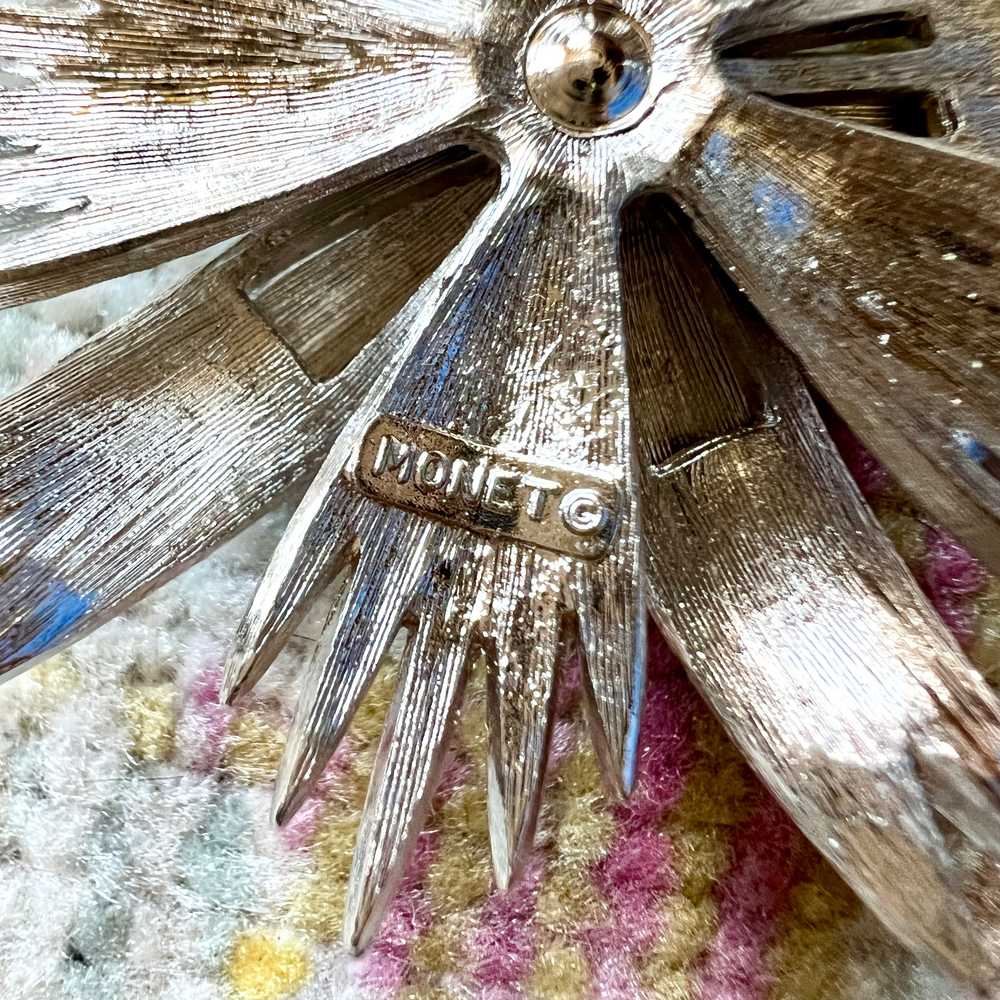 [AS-IS] 1960s MONET Flower Brooch - image 4