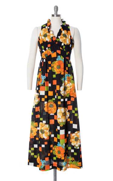 1970s Poppies & Squares Printed Maxi Dress | small