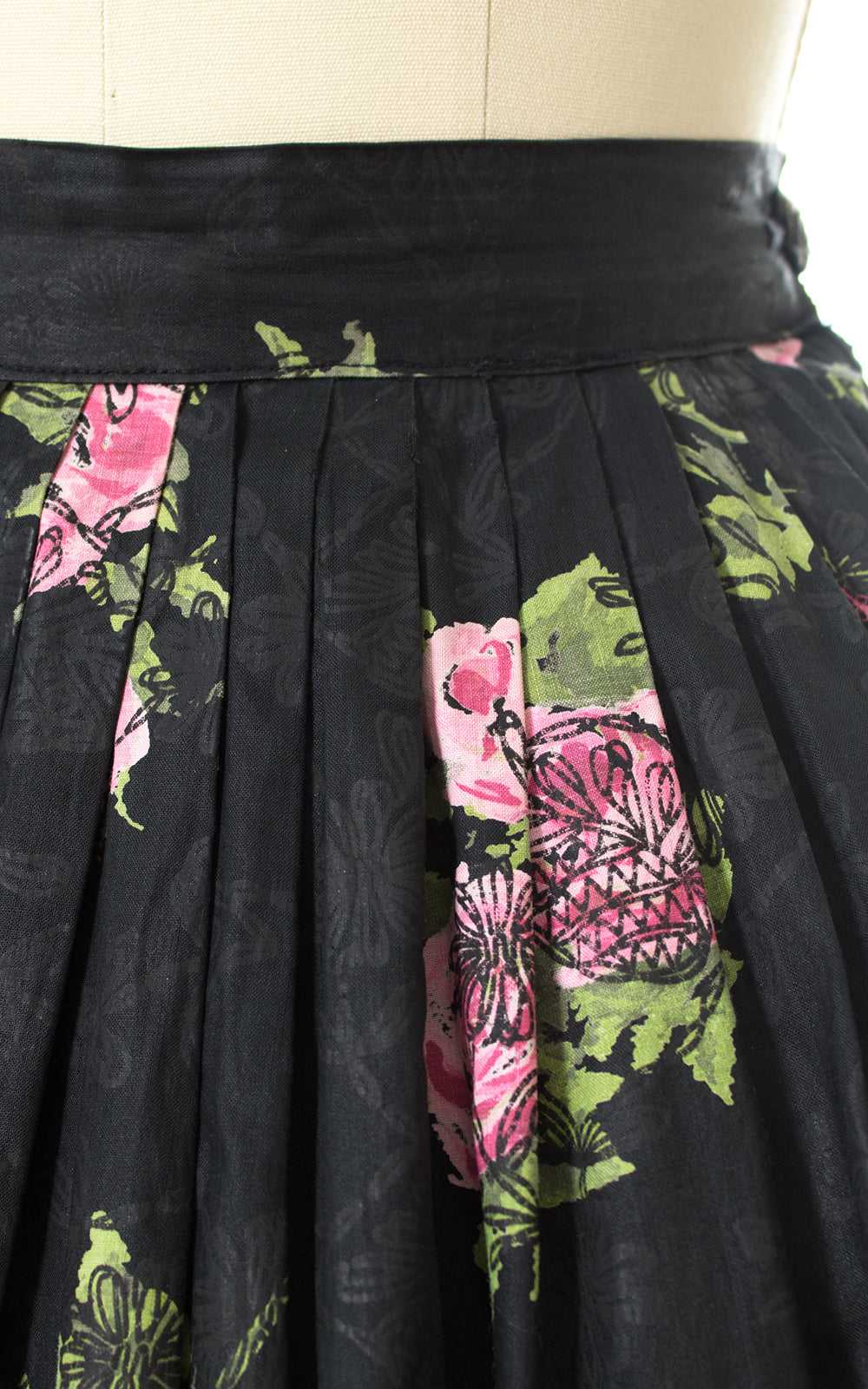 1950s Pink Roses Cotton Skirt | xs/small - image 6