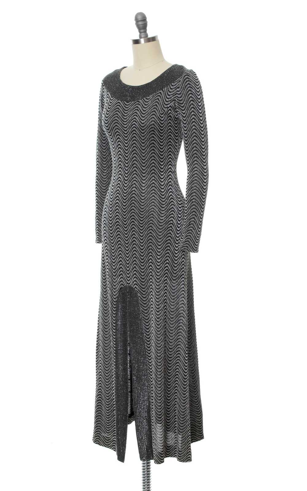 1970s Metallic Wavy Jersey Maxi Dress | x-small - image 3