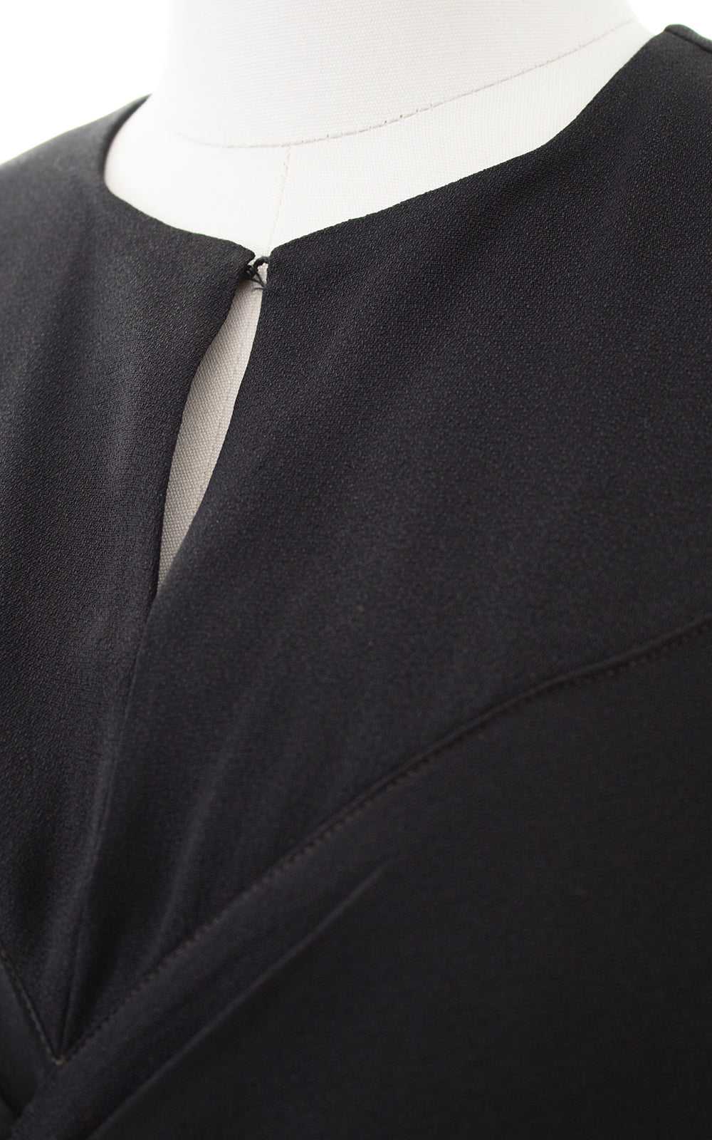 $65 DRESS SALE /// 1940s Black Rayon & Satin Hip … - image 7