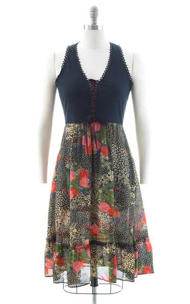 1970s Lace Up Floral Dress | medium
